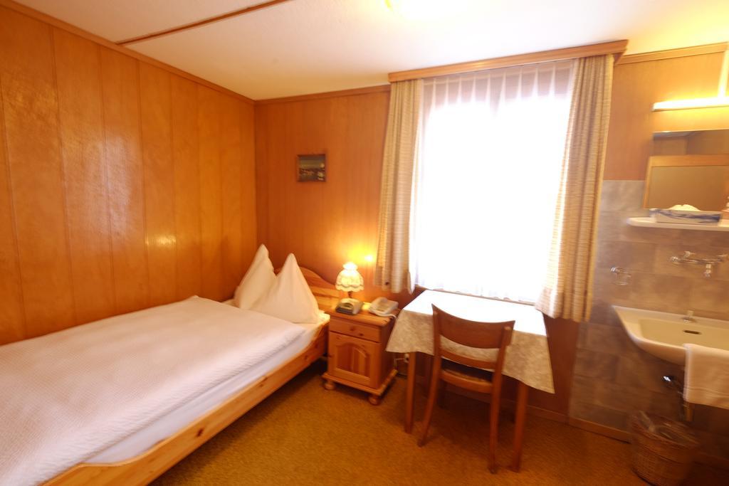 Hotel Tannenhof Zermatt Chambre photo
